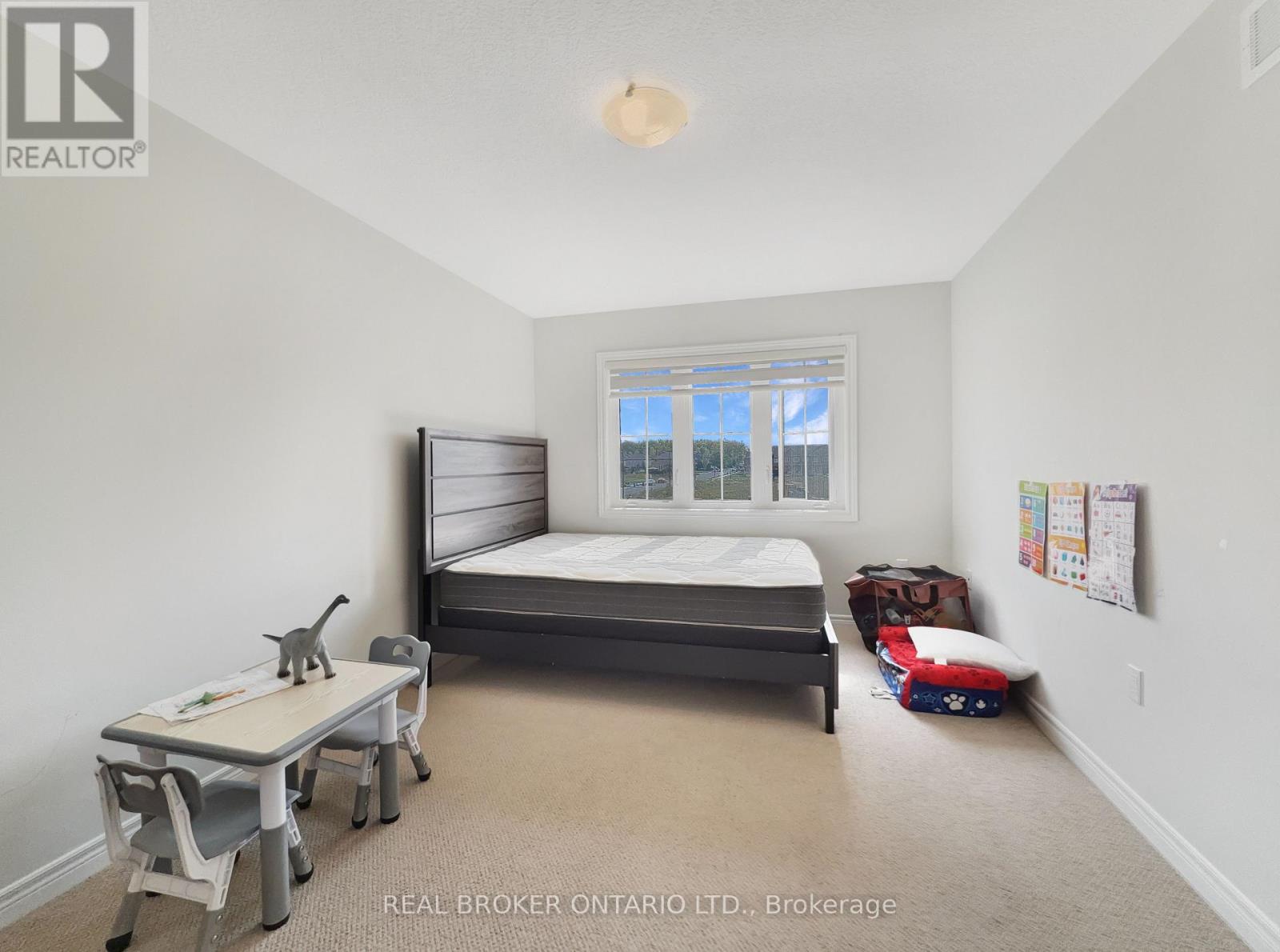 69 Lloyd Davies Way, Hamilton, Ontario  L0R 1C0 - Photo 14 - X12432771