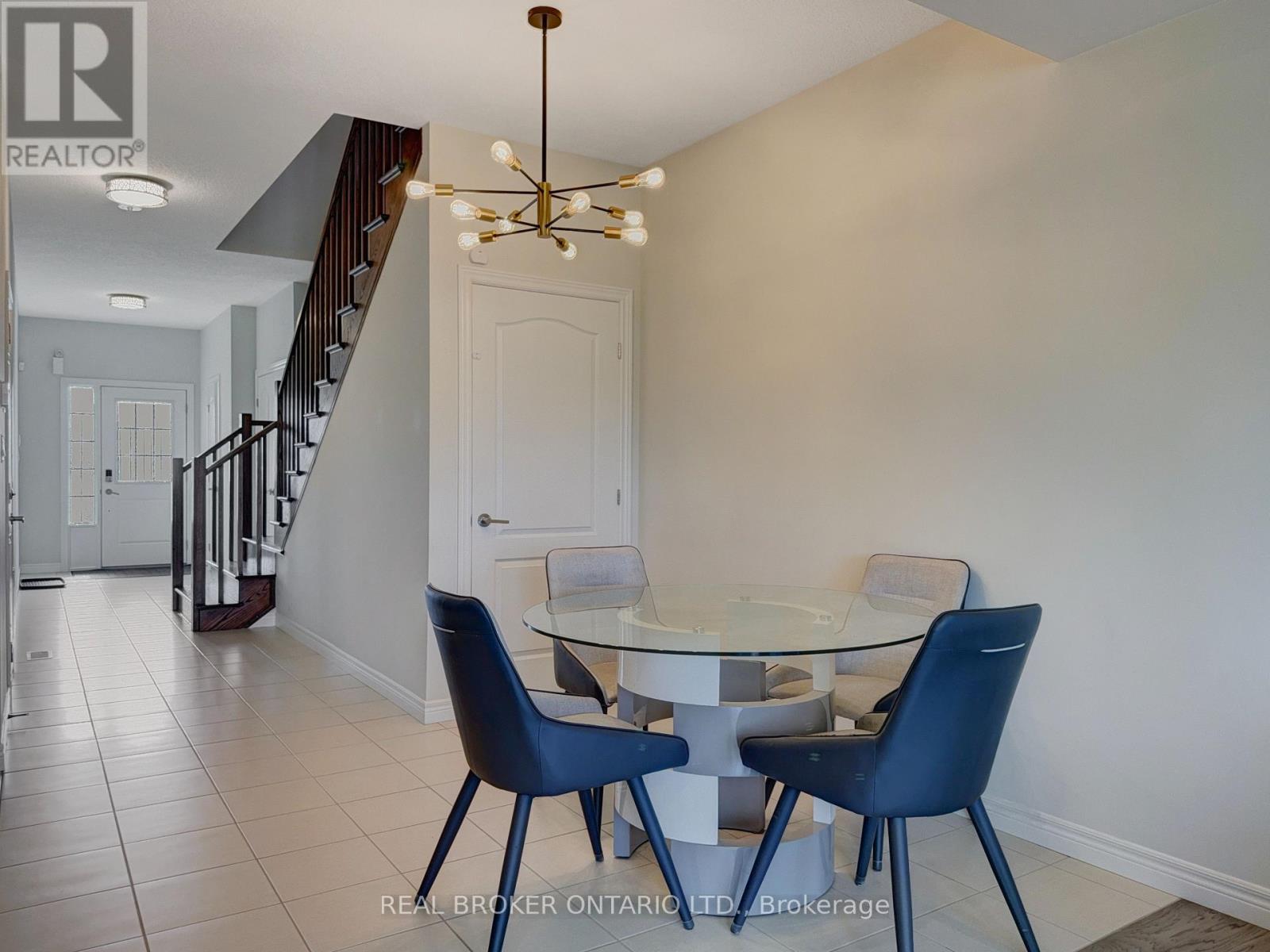 69 Lloyd Davies Way, Hamilton, Ontario  L0R 1C0 - Photo 8 - X12432771