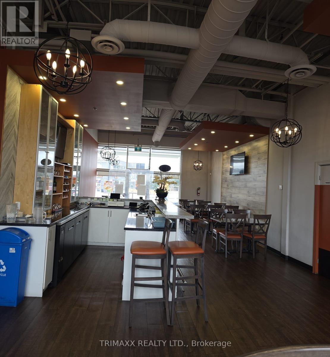 E 104 - 4195 King Street, Kitchener, Ontario  N2P 0C1 - Photo 7 - X12432799