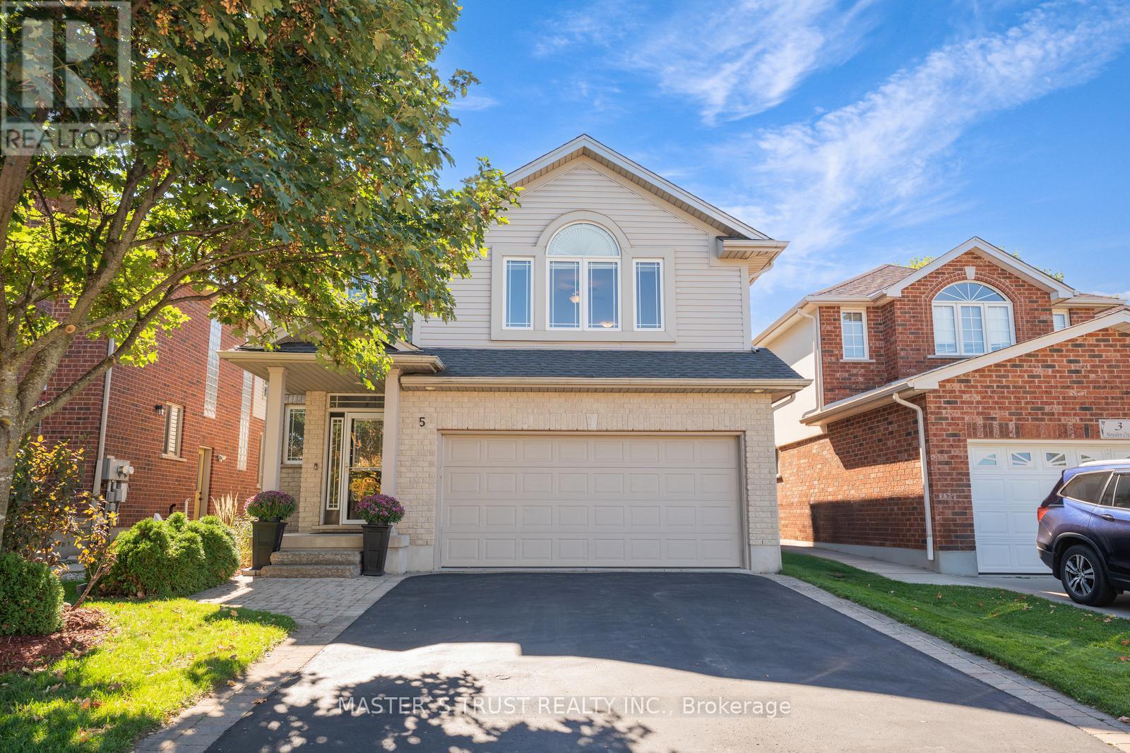 5 HOWDEN CRESCENT, Guelph, Ontario