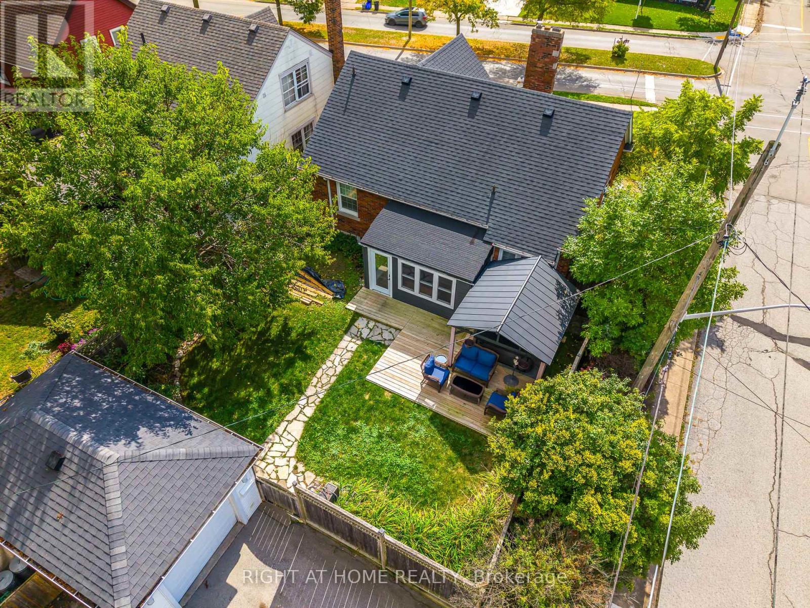 5201 Valley Way, Niagara Falls, Ontario  L2E 1X3 - Photo 35 - X12432823