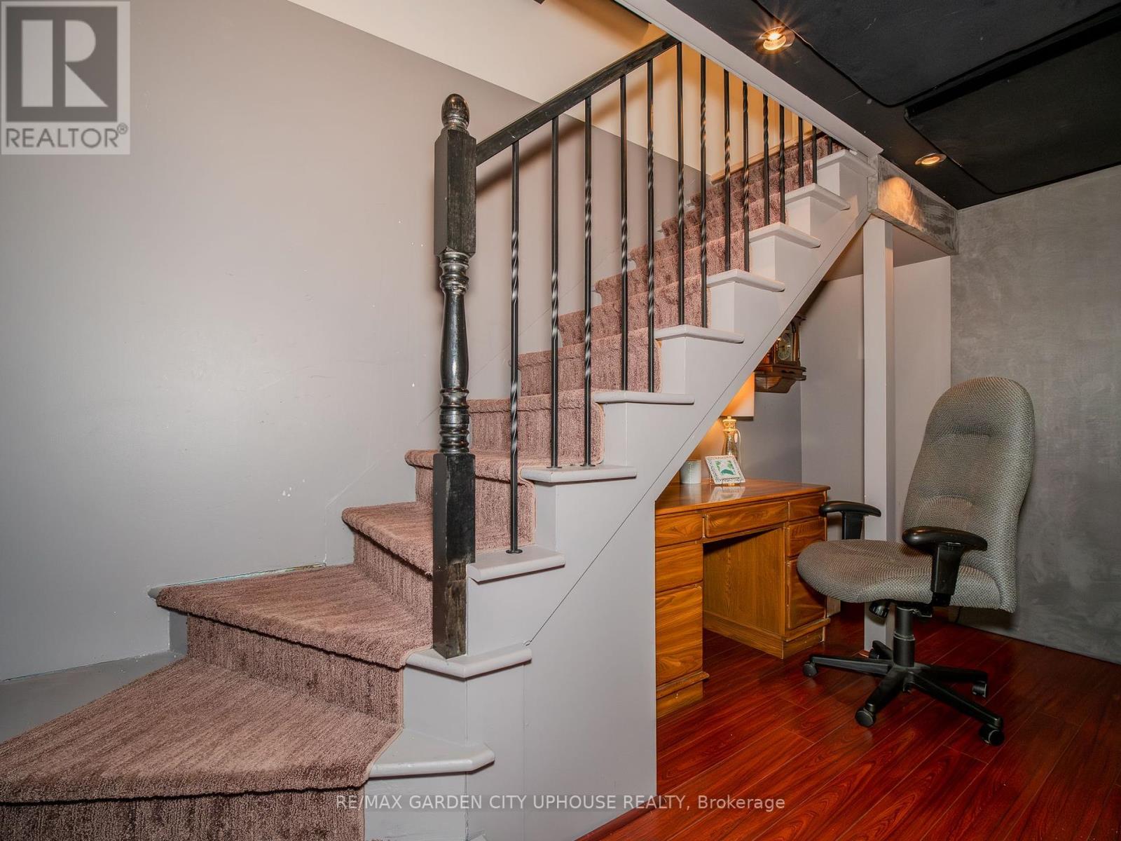3197 Ninth Street, St. Catharines (Rural Eighth), Ontario  L2R 6P7 - Photo 15 - X12432844