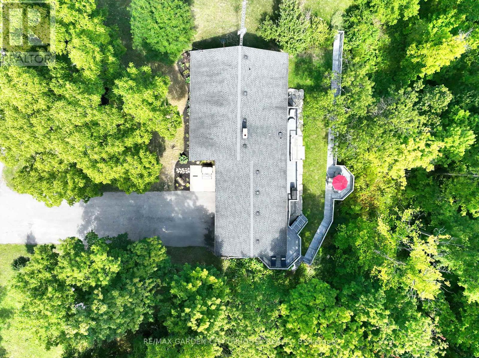 3197 Ninth Street, St. Catharines (Rural Eighth), Ontario  L2R 6P7 - Photo 27 - X12432844