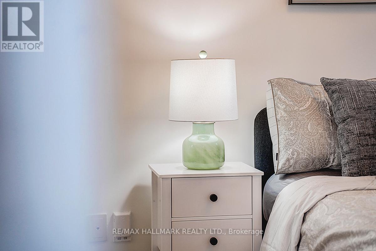 819 - 1 Bedford Road, Toronto, Ontario  M5R 2B5 - Photo 20 - C12406356