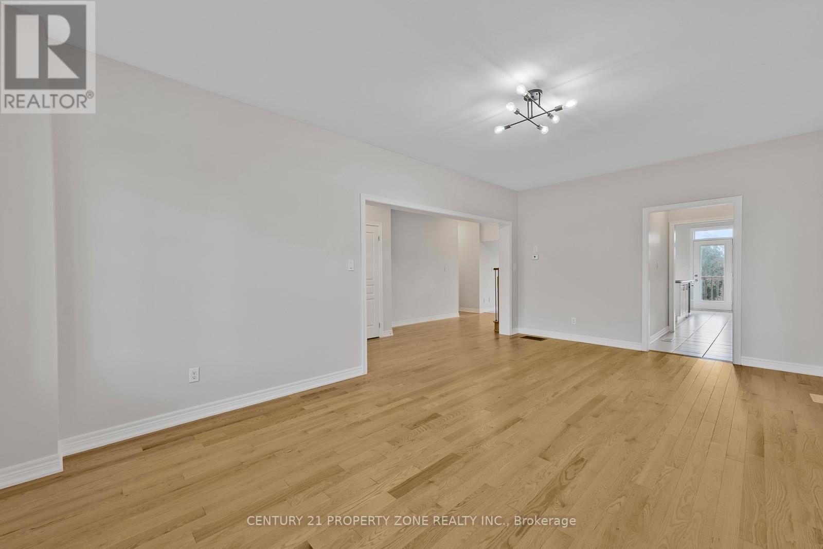 919 Green Street, Innisfil, Ontario  L0L 1W0 - Photo 12 - N12431834