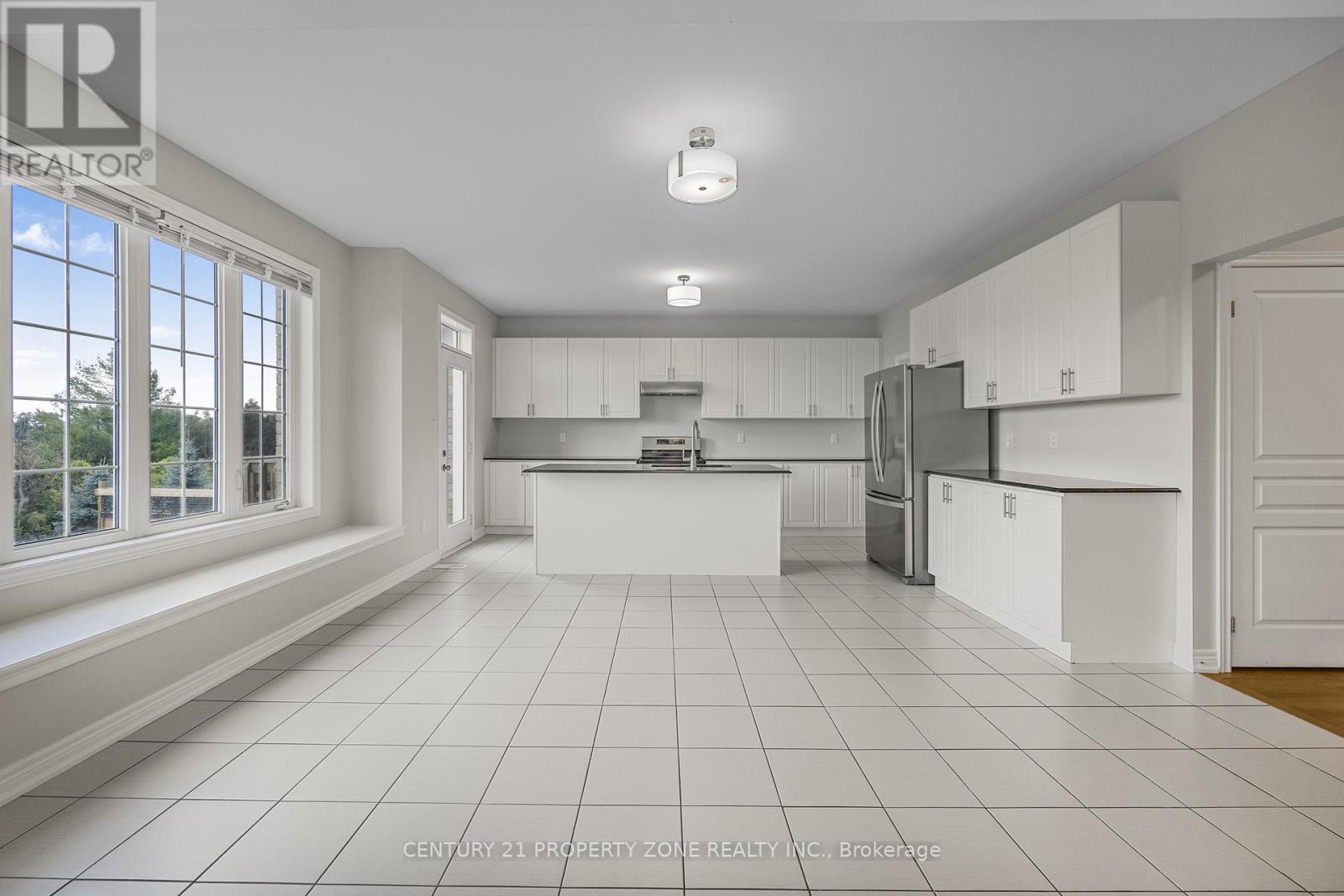 919 Green Street, Innisfil, Ontario  L0L 1W0 - Photo 16 - N12431834
