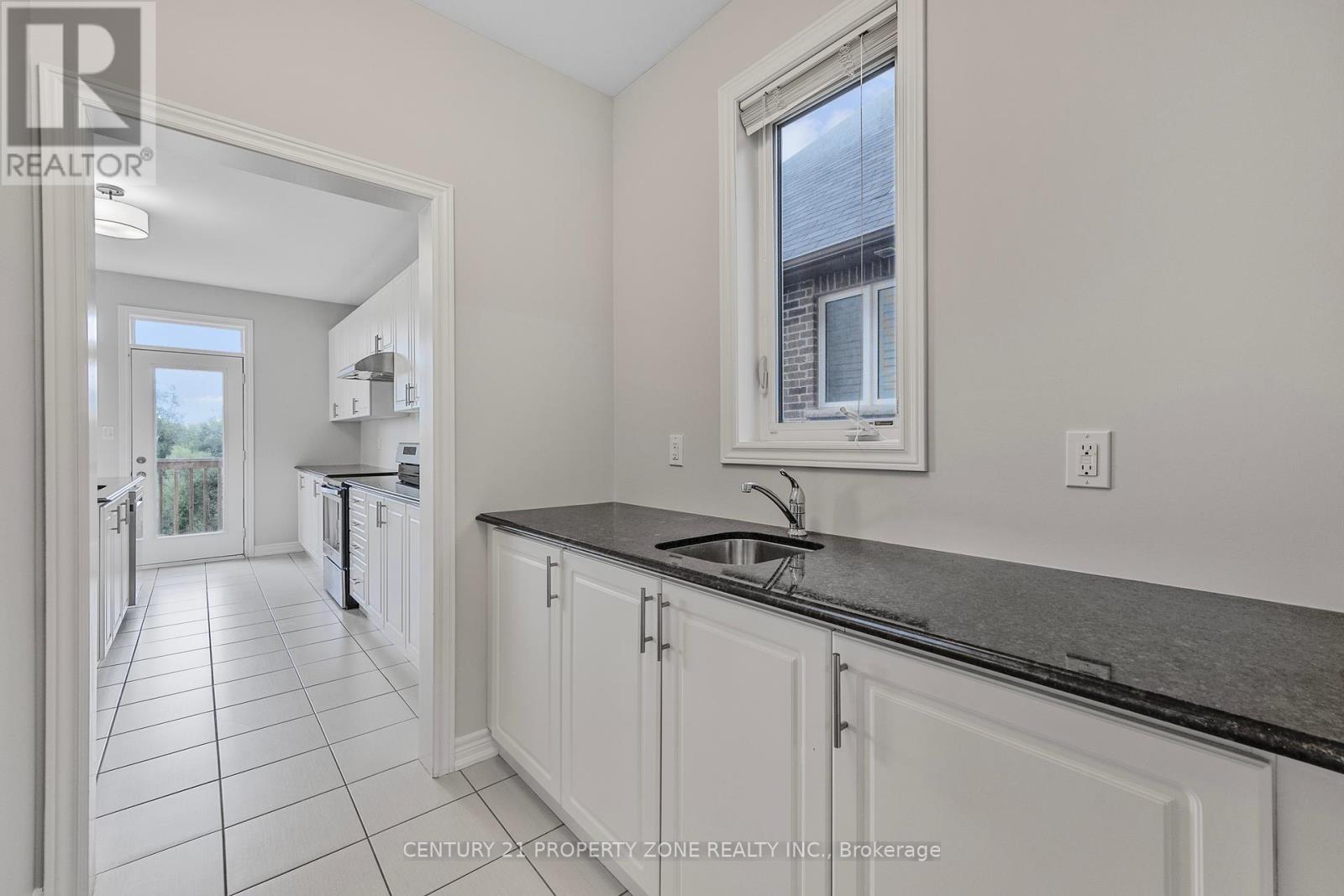 919 Green Street, Innisfil, Ontario  L0L 1W0 - Photo 14 - N12431834
