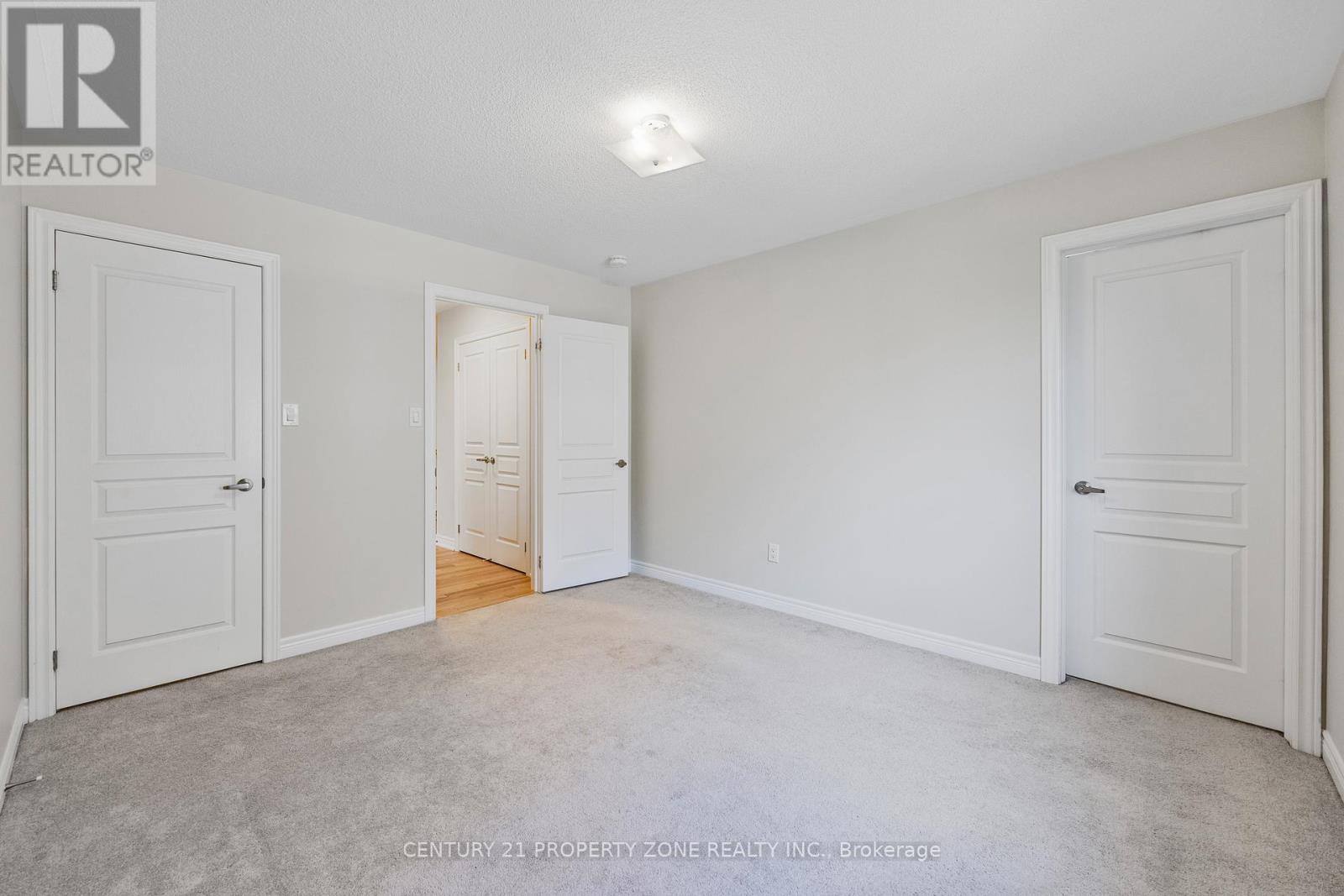 919 Green Street, Innisfil, Ontario  L0L 1W0 - Photo 35 - N12431834