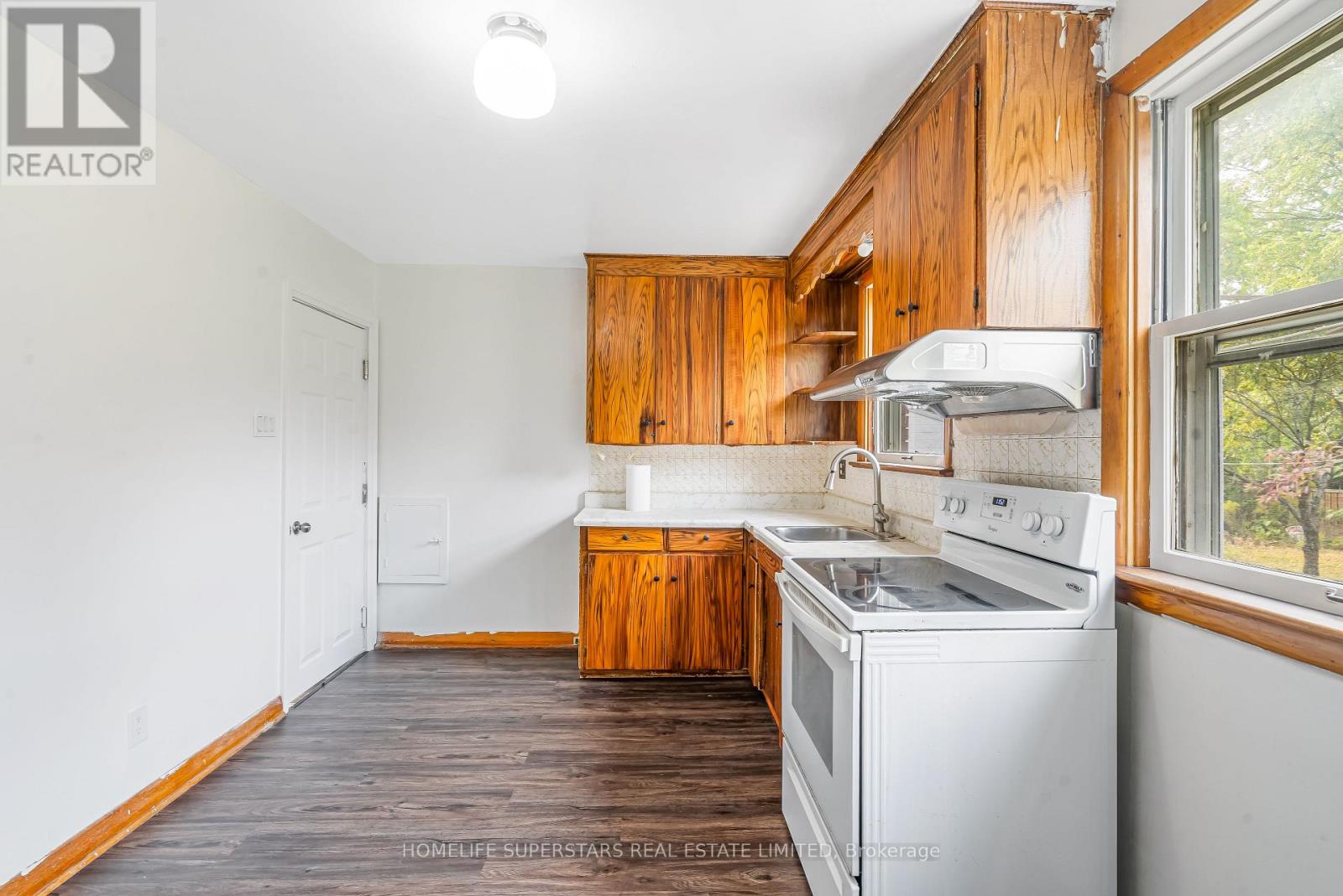 181 Clarke Road, London East, Ontario  N5W 5E3 - Photo 20 - X12427954