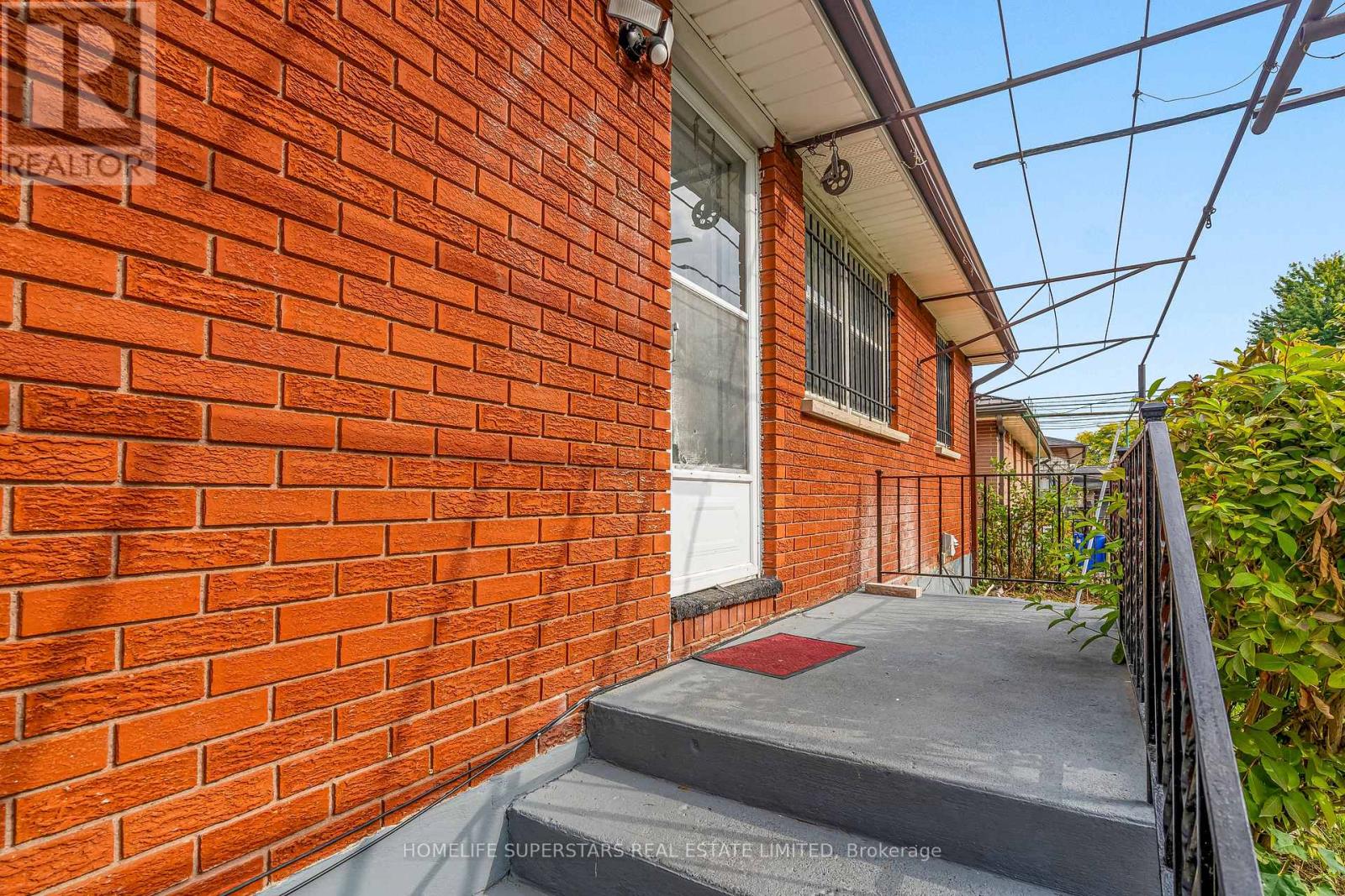 181 Clarke Road, London East, Ontario  N5W 5E3 - Photo 23 - X12427954
