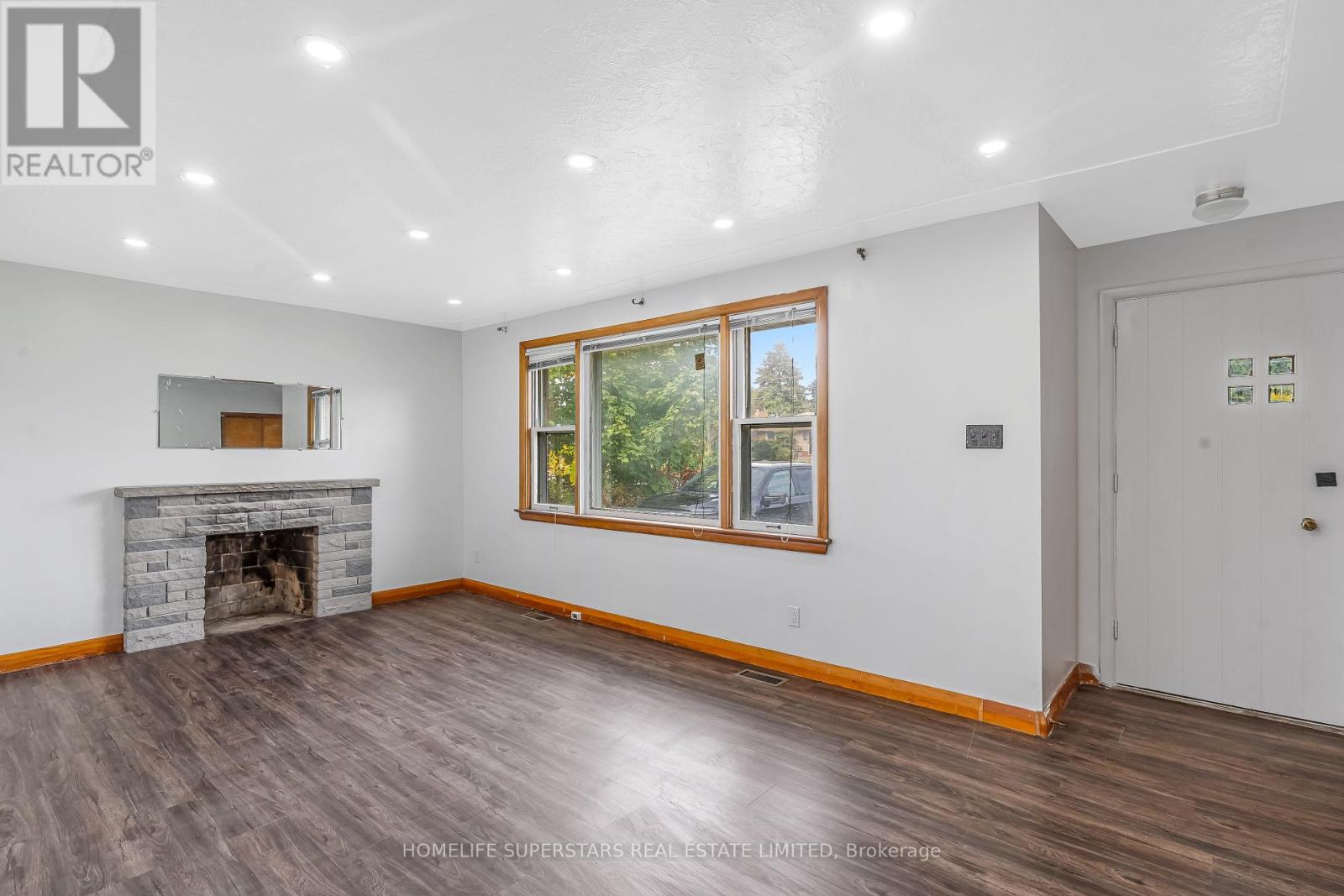 181 Clarke Road, London East, Ontario  N5W 5E3 - Photo 7 - X12427954