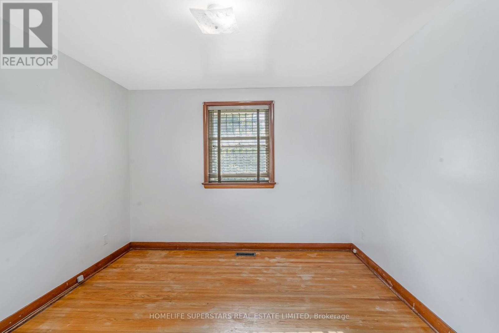 181 Clarke Road, London East, Ontario  N5W 5E3 - Photo 14 - X12427954
