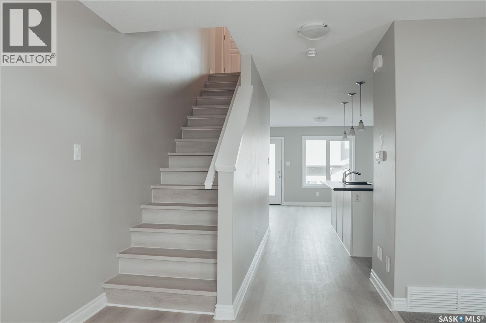 5426 Mitchinson Way, Regina, Saskatchewan  S4W 0E7 - Photo 10 - SK019610