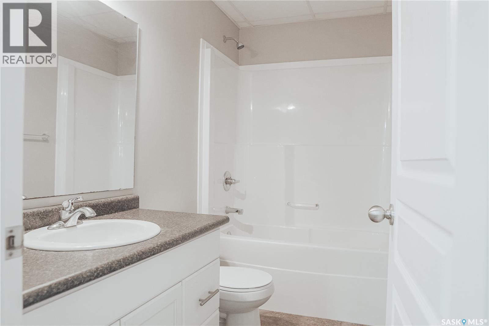 5426 Mitchinson Way, Regina, Saskatchewan  S4W 0E7 - Photo 25 - SK019610