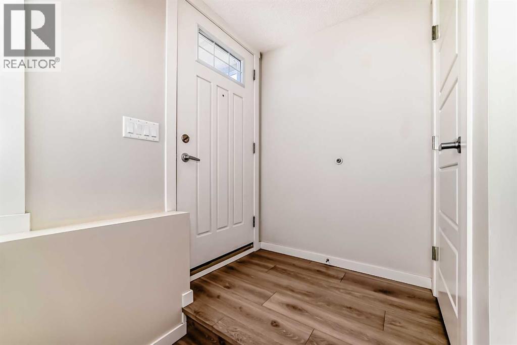 109 Cranbrook Square Se, Calgary, Alberta  T3M 3E3 - Photo 5 - A2216597
