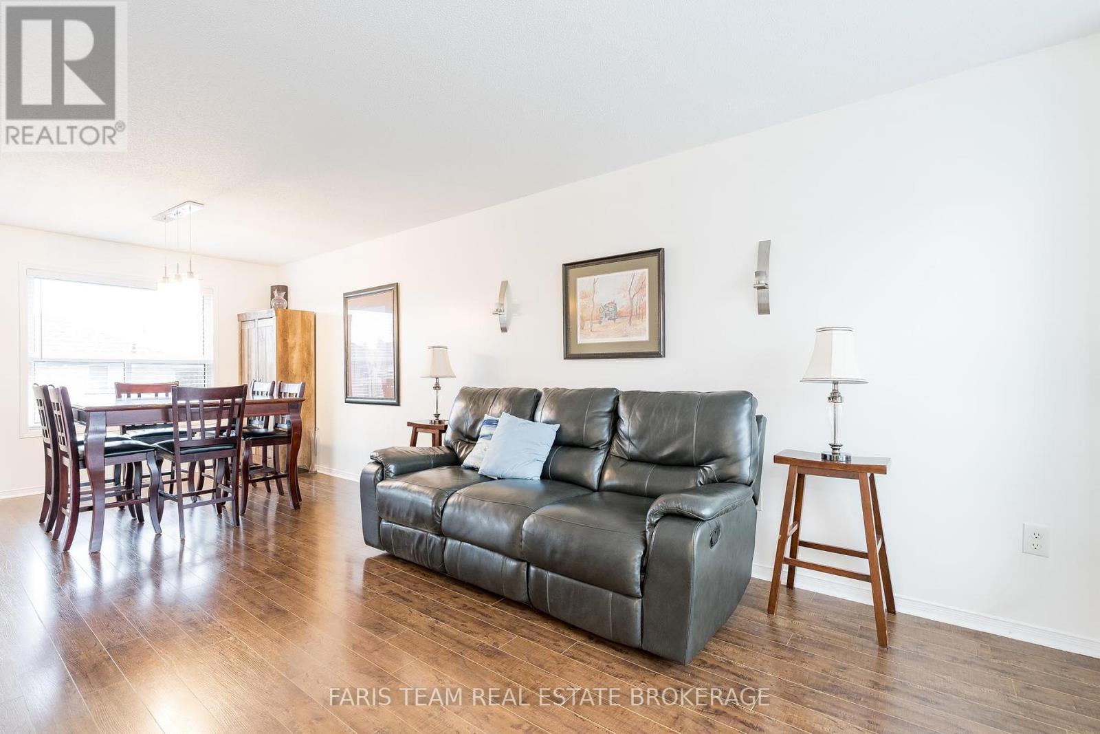7 Round Leaf Court, Barrie, Ontario  L4N 9N3 - Photo 13 - S12430626