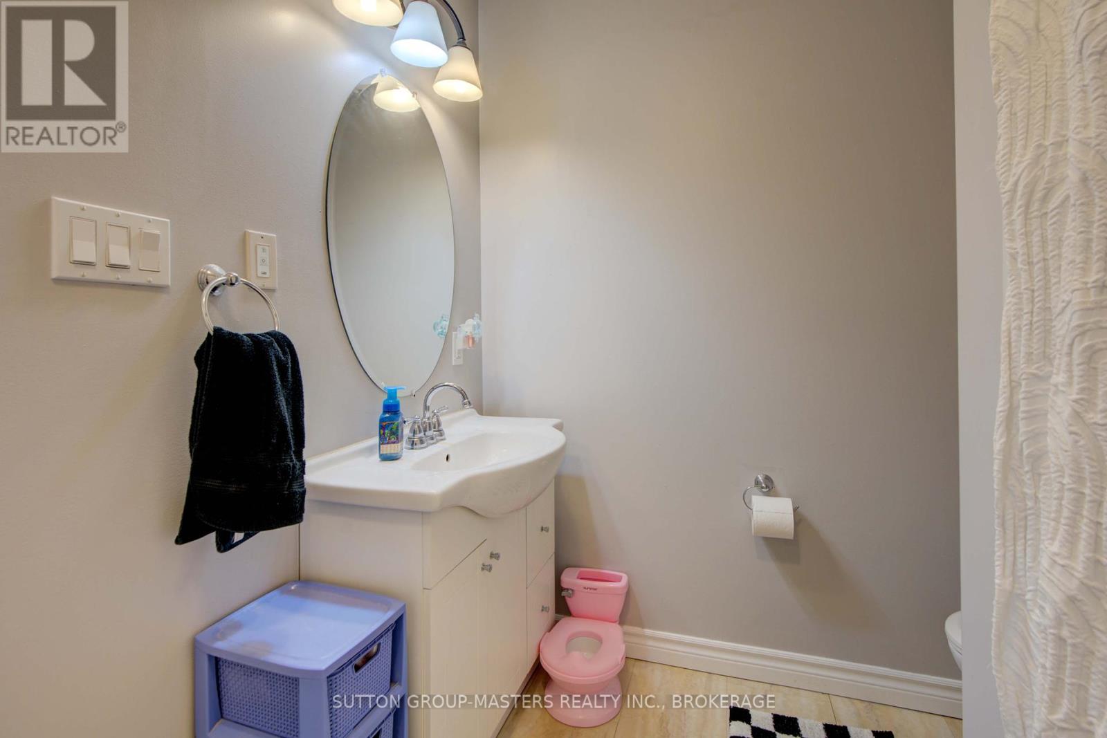 7908 Battersea Road, Frontenac (Frontenac South), Ontario  K0H 1H0 - Photo 39 - X12432985