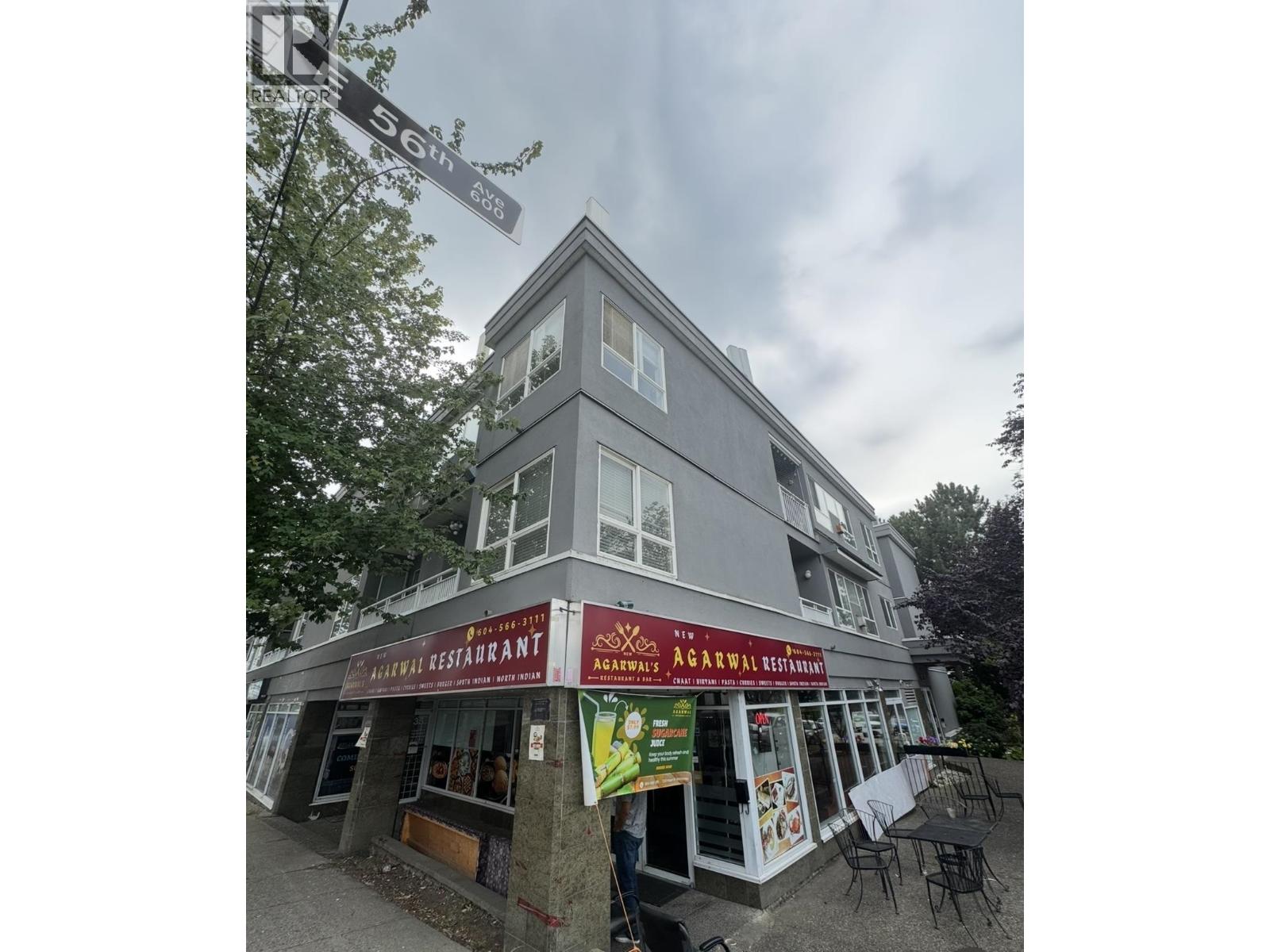 302 688 E 56th Avenue, Vancouver, British Columbia  V5X 1R7 - Photo 2 - R3039180