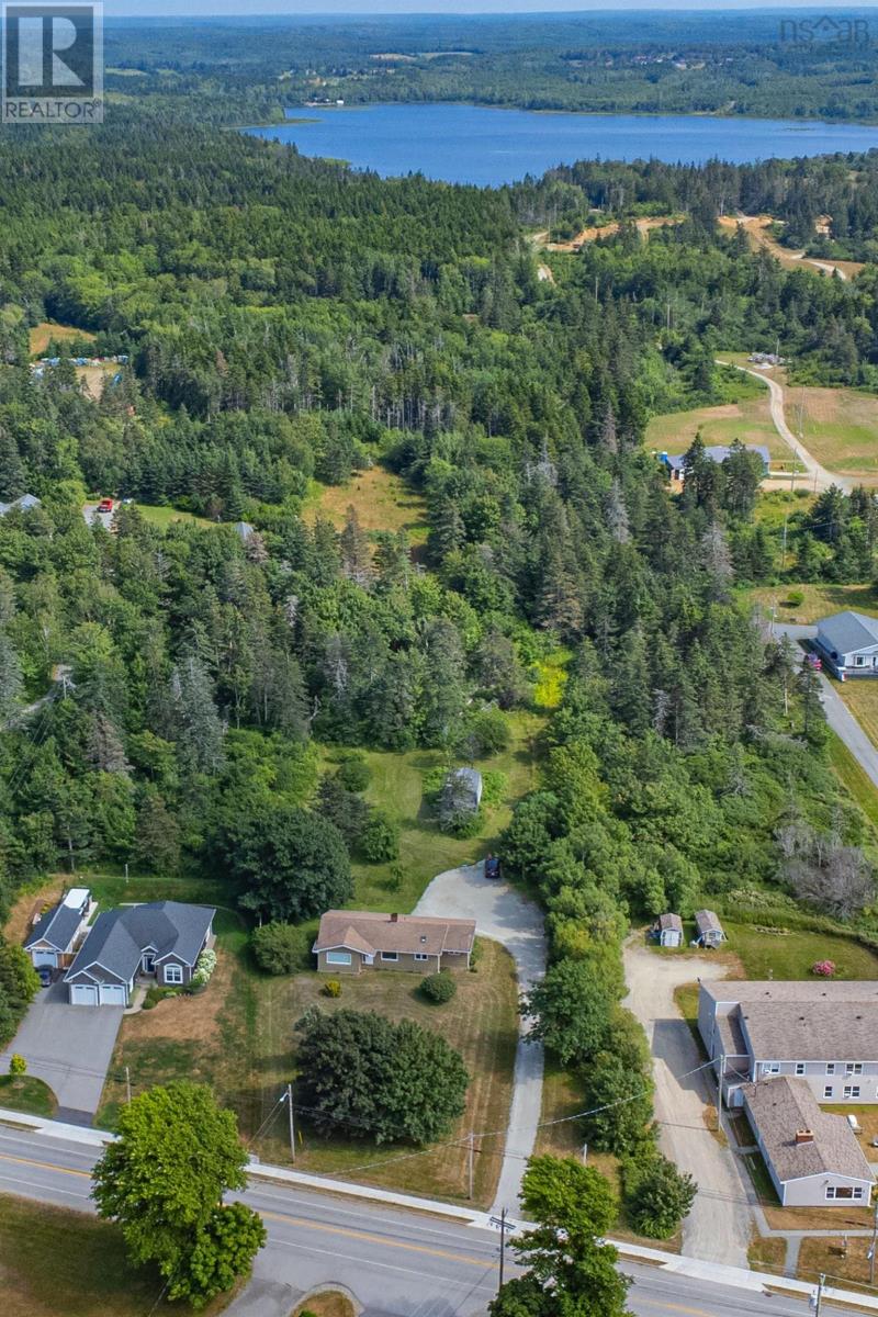 8402 Highway 1, Meteghan, Nova Scotia  B0W 2J0 - Photo 12 - 202523733