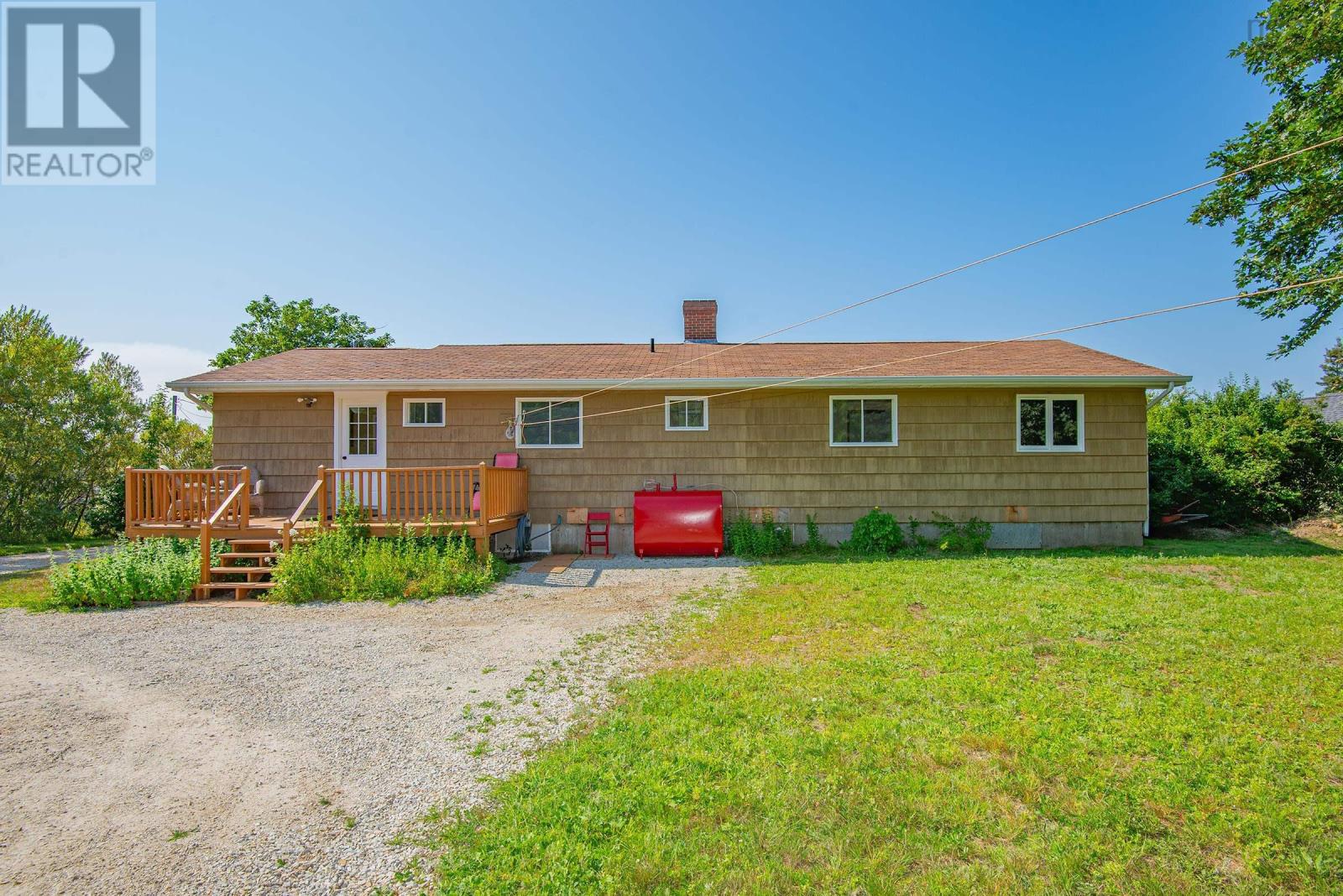 8402 Highway 1, Meteghan, Nova Scotia  B0W 2J0 - Photo 5 - 202523733