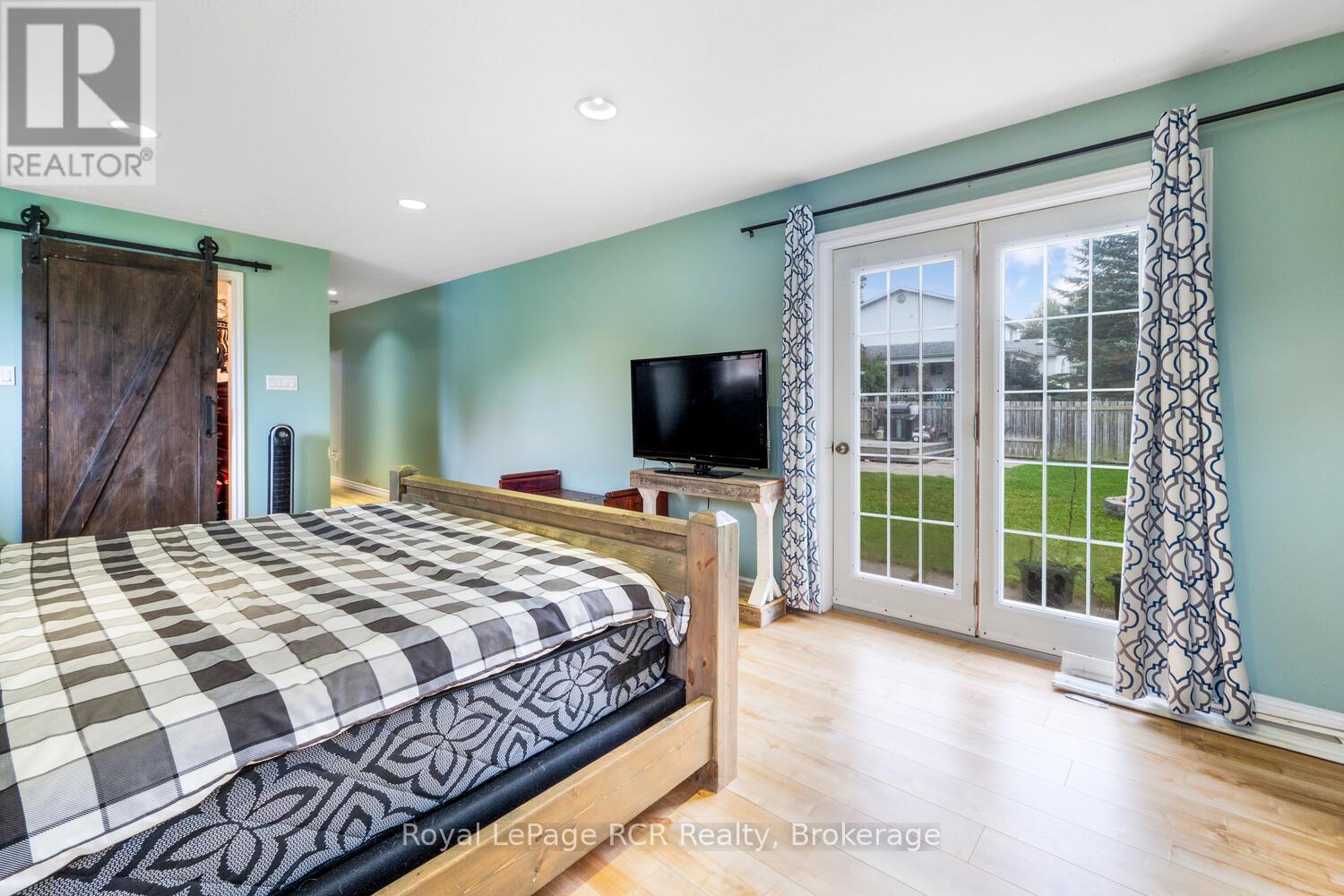 525 Augusta Street, Saugeen Shores, Ontario  N0H 2L0 - Photo 26 - X12432905