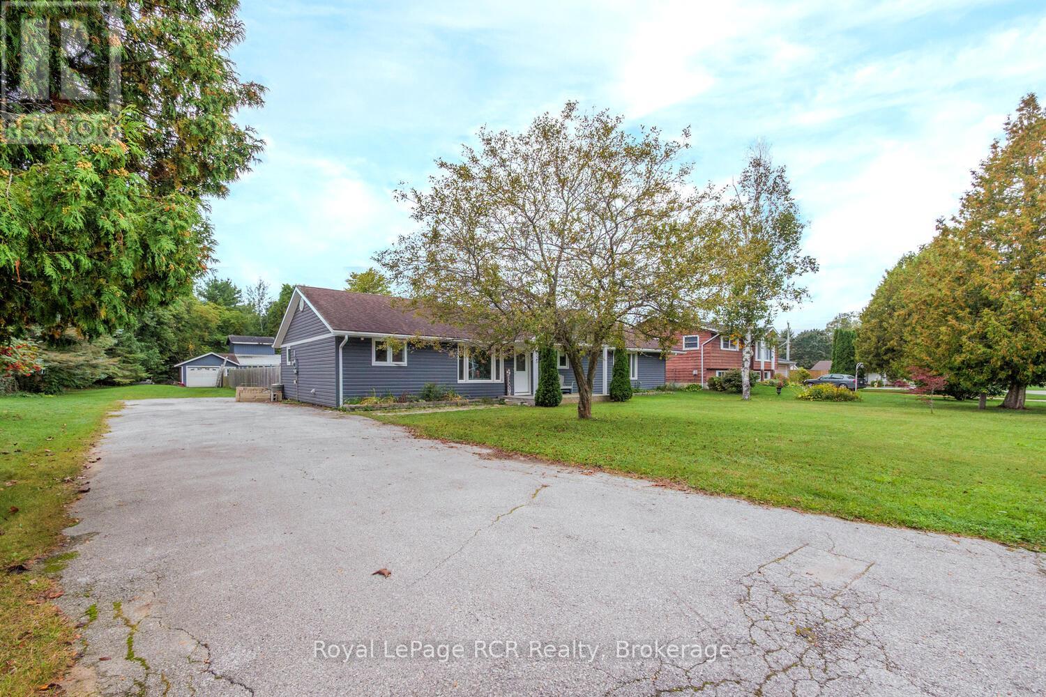 525 Augusta Street, Saugeen Shores, Ontario  N0H 2L0 - Photo 37 - X12432905