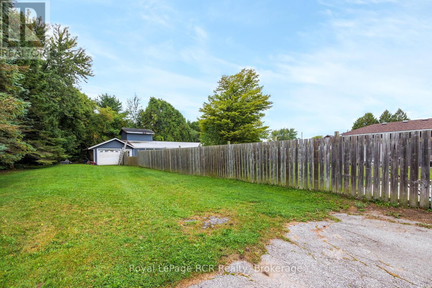 525 Augusta Street, Saugeen Shores, Ontario  N0H 2L0 - Photo 38 - X12432905