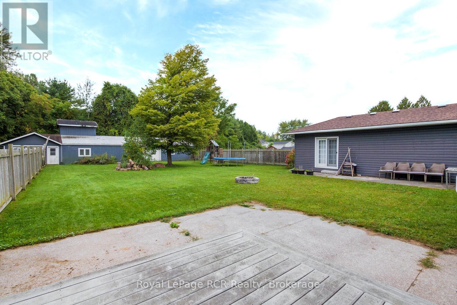 525 Augusta Street, Saugeen Shores, Ontario  N0H 2L0 - Photo 39 - X12432905