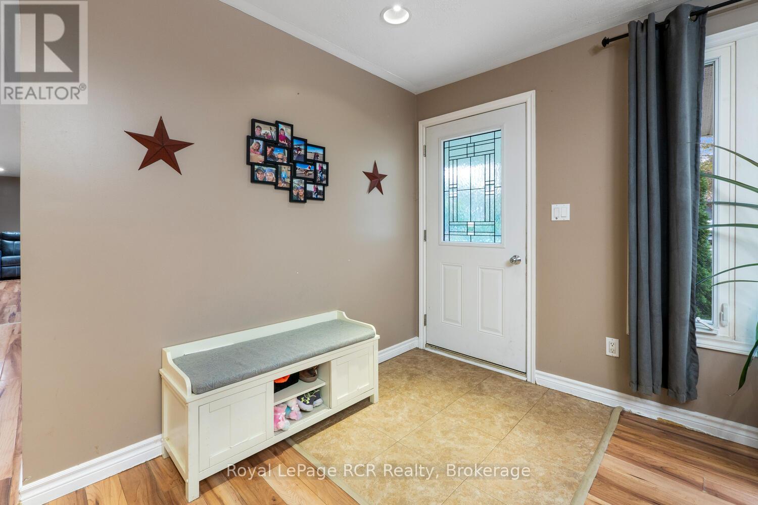 525 Augusta Street, Saugeen Shores, Ontario  N0H 2L0 - Photo 7 - X12432905