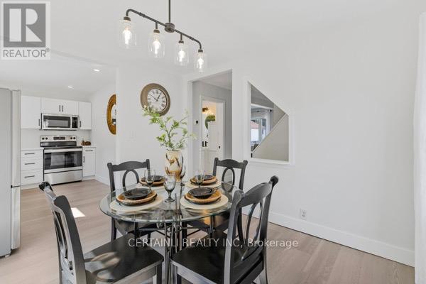 205 East 26th Street, Hamilton, Ontario  L8V 3C8 - Photo 10 - X12432970