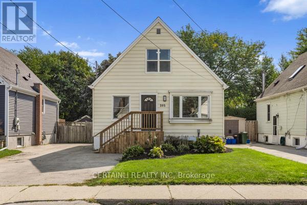 205 East 26th Street, Hamilton, Ontario  L8V 3C8 - Photo 2 - X12432970