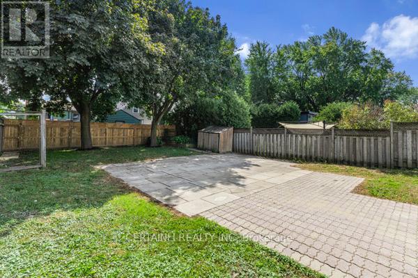 205 East 26th Street, Hamilton, Ontario  L8V 3C8 - Photo 21 - X12432970