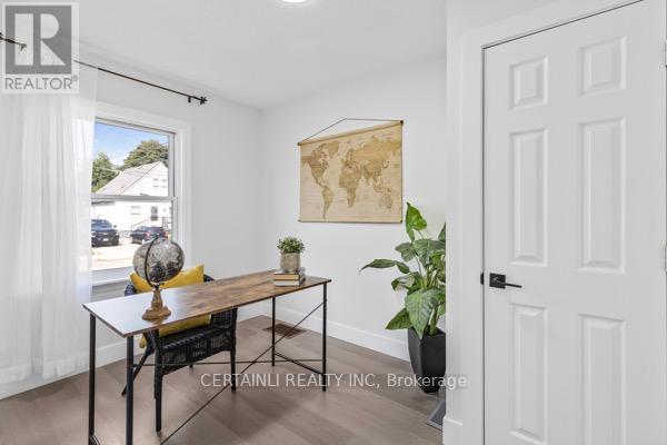 205 East 26th Street, Hamilton, Ontario  L8V 3C8 - Photo 7 - X12432970