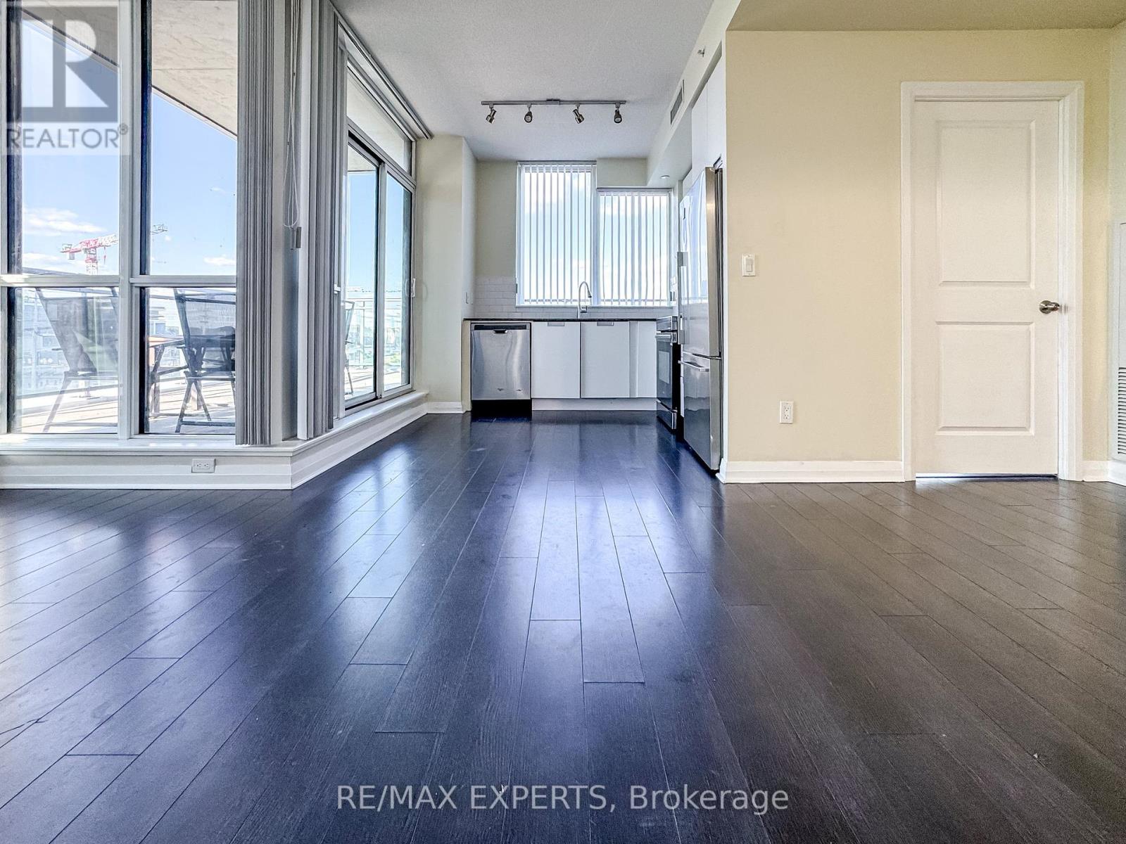 504 - 55 Eglinton Avenue W, Mississauga, Ontario  L5R 0E4 - Photo 19 - W12379328