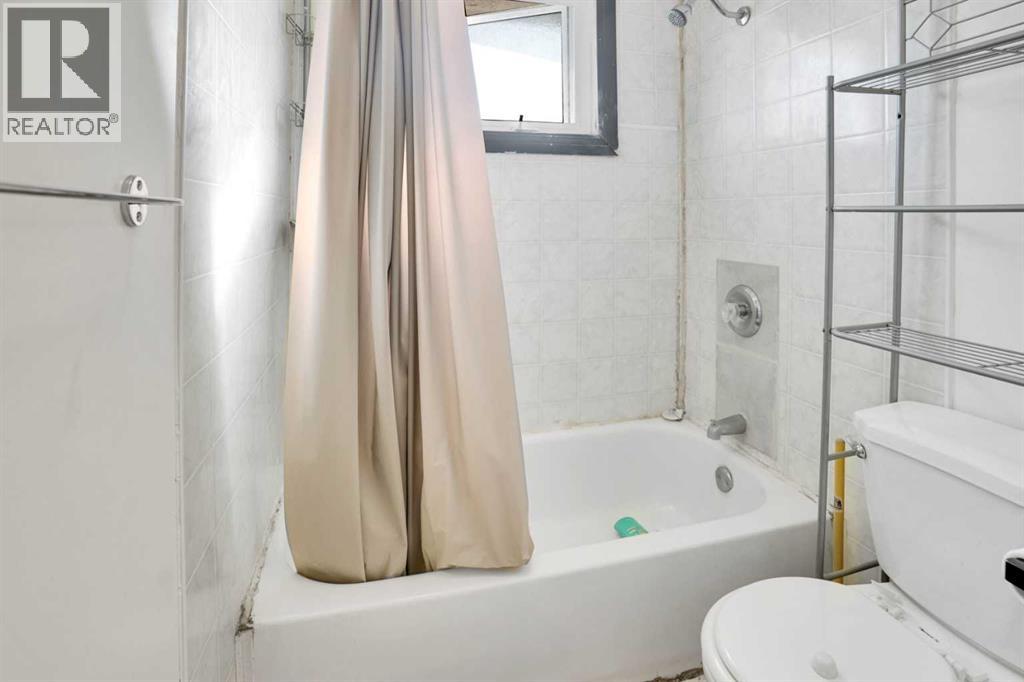 4764 Rundlewood Drive Ne, Calgary, Alberta  T1Y 2P1 - Photo 22 - A2260794