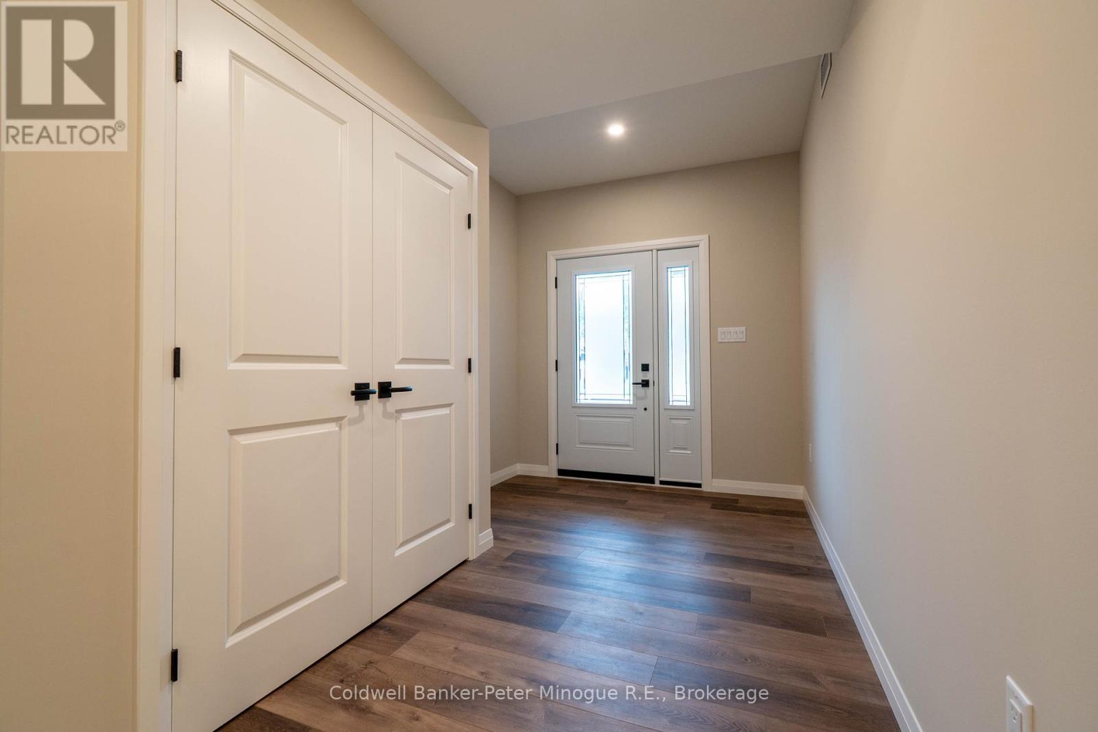 26 Masson Lane W, Callander, Ontario  P0H 1H0 - Photo 4 - X12433005