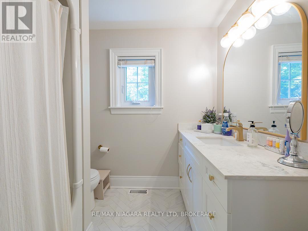 10187 Lakeshore Road W, Wainfleet (Lakeshore), Ontario  L3K 5V4 - Photo 36 - X12432998