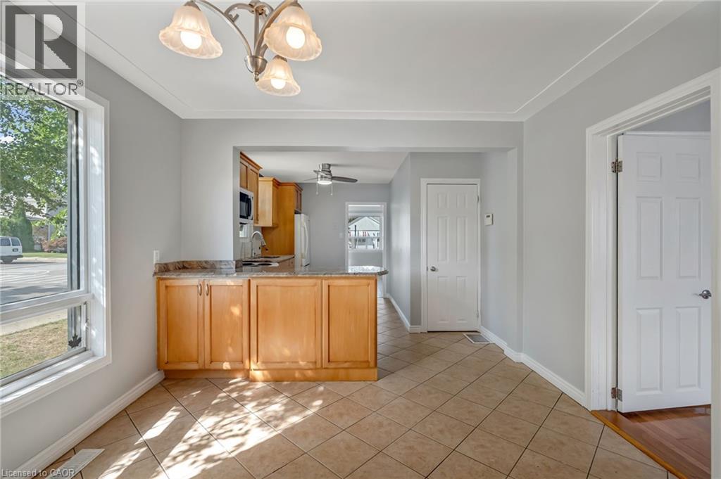 161 Cochrane Road, Hamilton, Ontario  L8K 3G3 - Photo 12 - 40774373