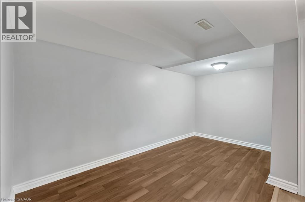 161 Cochrane Road, Hamilton, Ontario  L8K 3G3 - Photo 26 - 40774373