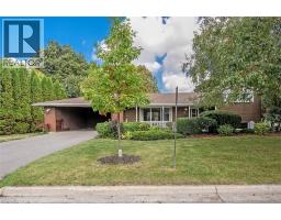 3 WHITE OAKS Avenue, Brantford, Ontario