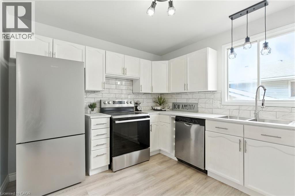 4928 Hickory Lane, Beamsville, Ontario  L0R 1B5 - Photo 9 - 40773851