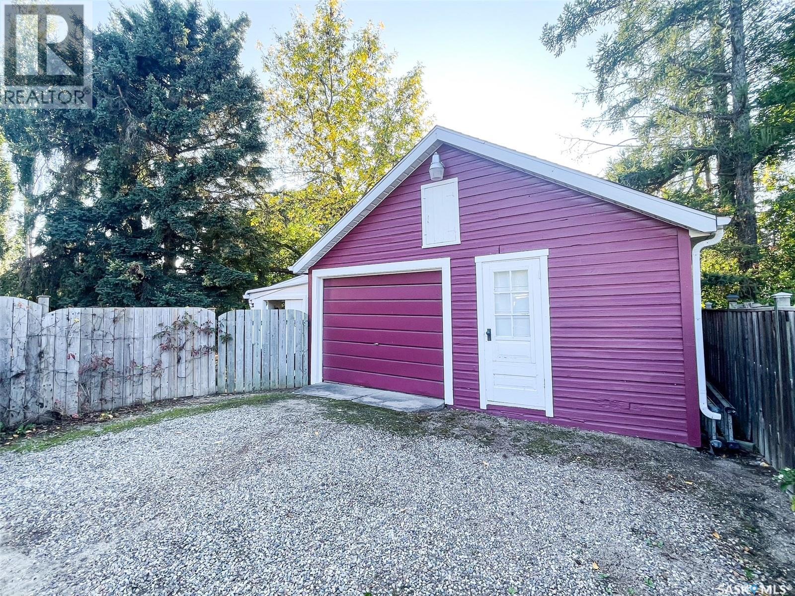 413 Centre Street, Meadow Lake, Saskatchewan  S9X 1E5 - Photo 35 - SK018738