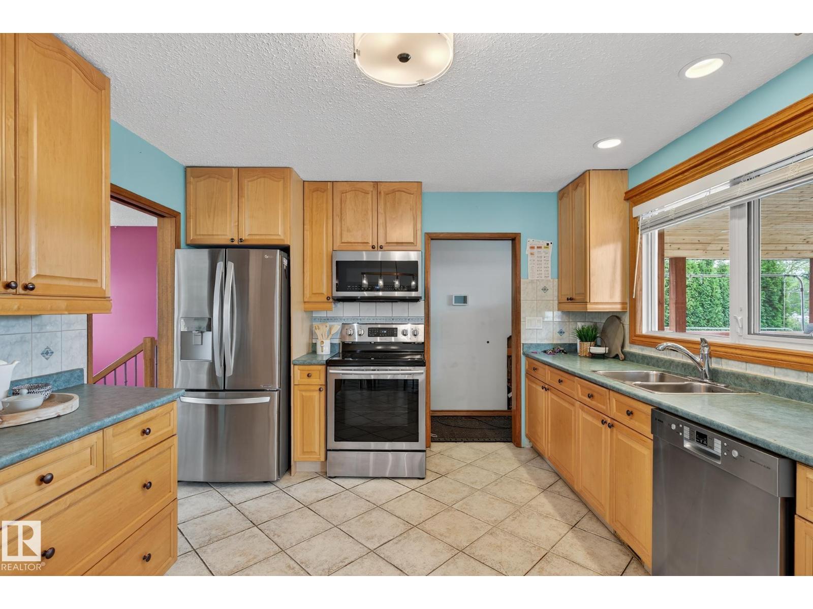 10326 154 St Nw, Edmonton, Alberta  T5P 2H6 - Photo 12 - E4448303