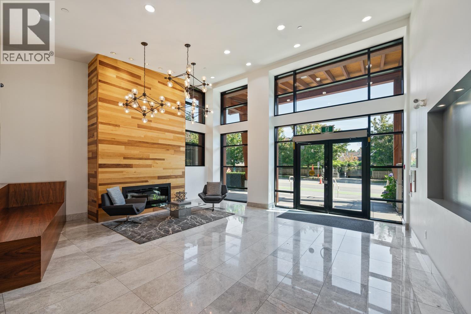 206 2665 Mountain Highway, North Vancouver, British Columbia  V7J 0A8 - Photo 4 - R3051637