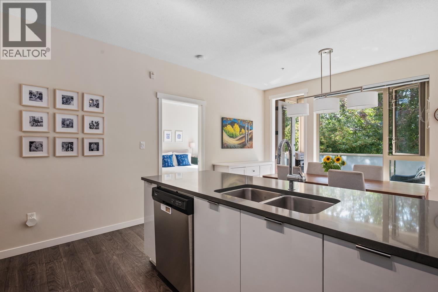 206 2665 Mountain Highway, North Vancouver, British Columbia  V7J 0A8 - Photo 9 - R3051637