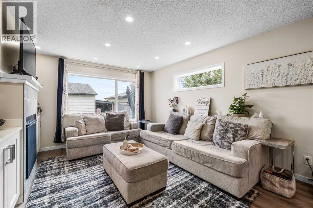 17 Cranford Place Se, Calgary, Alberta  T2M 0X8 - Photo 11 - A2259783