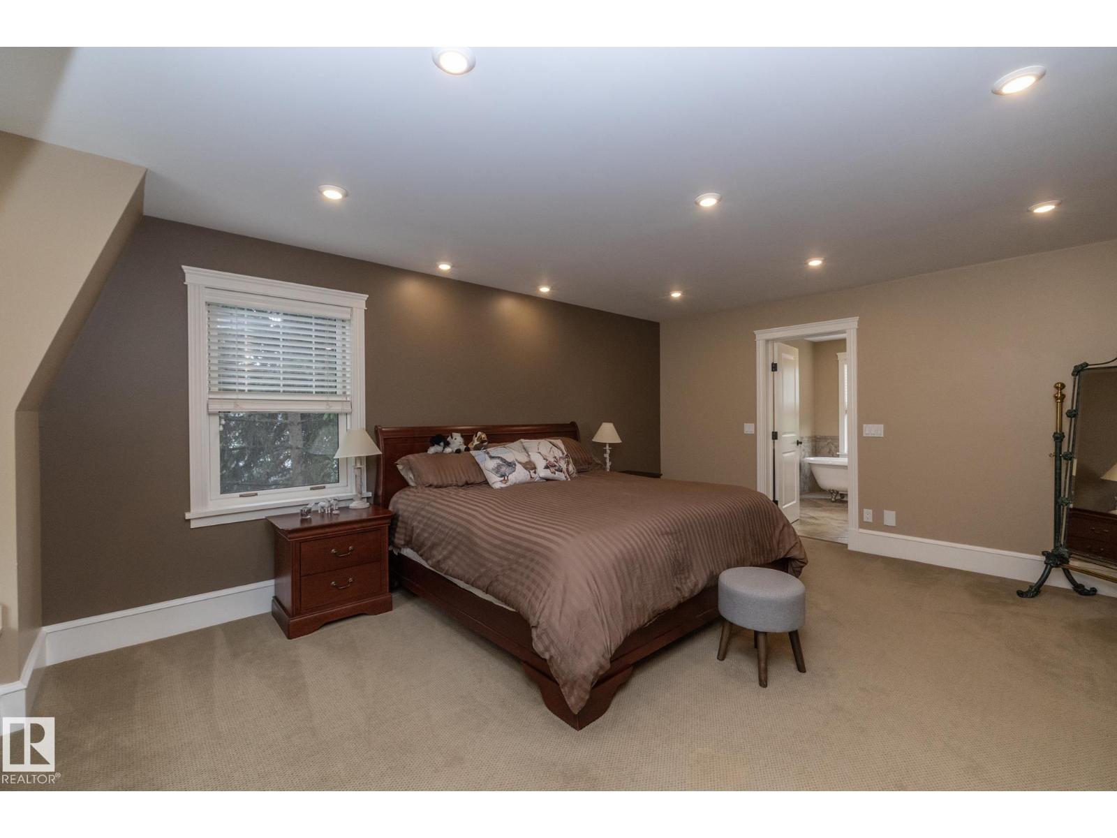 63 Fairway Dr Nw, Edmonton, Alberta  T6J 2C2 - Photo 34 - E4459990
