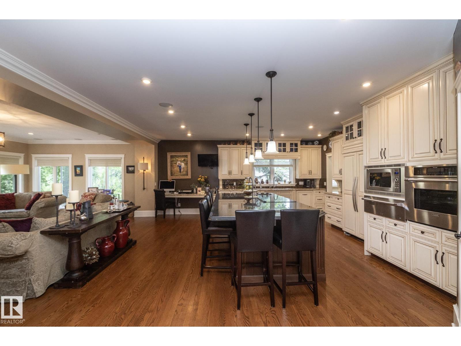63 Fairway Dr Nw, Edmonton, Alberta  T6J 2C2 - Photo 9 - E4459990