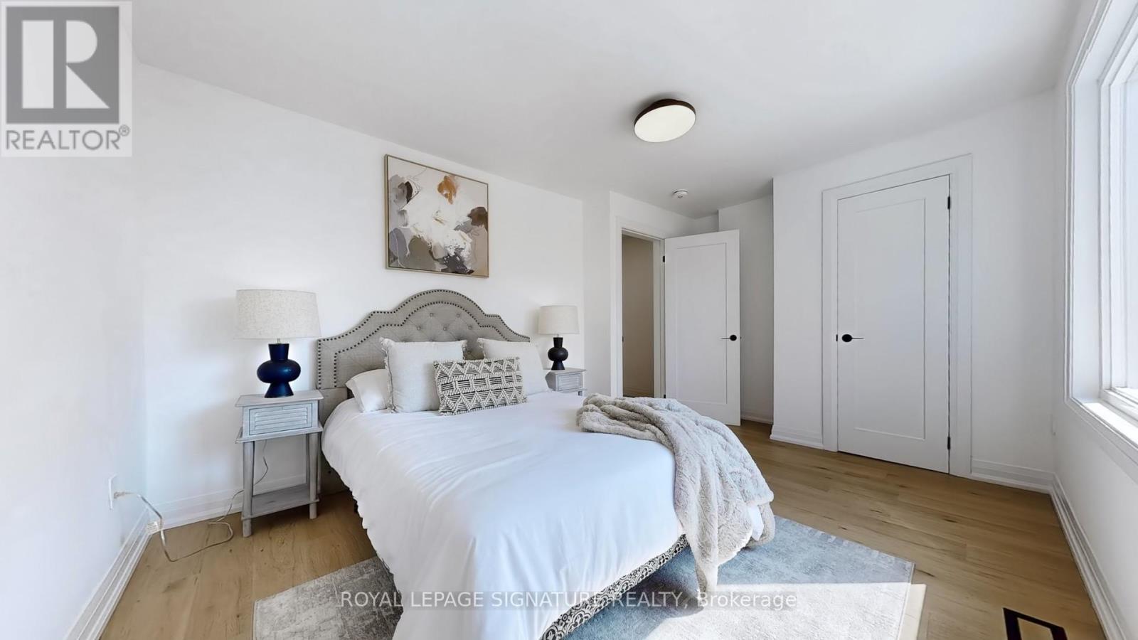 914 Broadview Avenue, Toronto, Ontario  M4K 2R1 - Photo 17 - E12432832