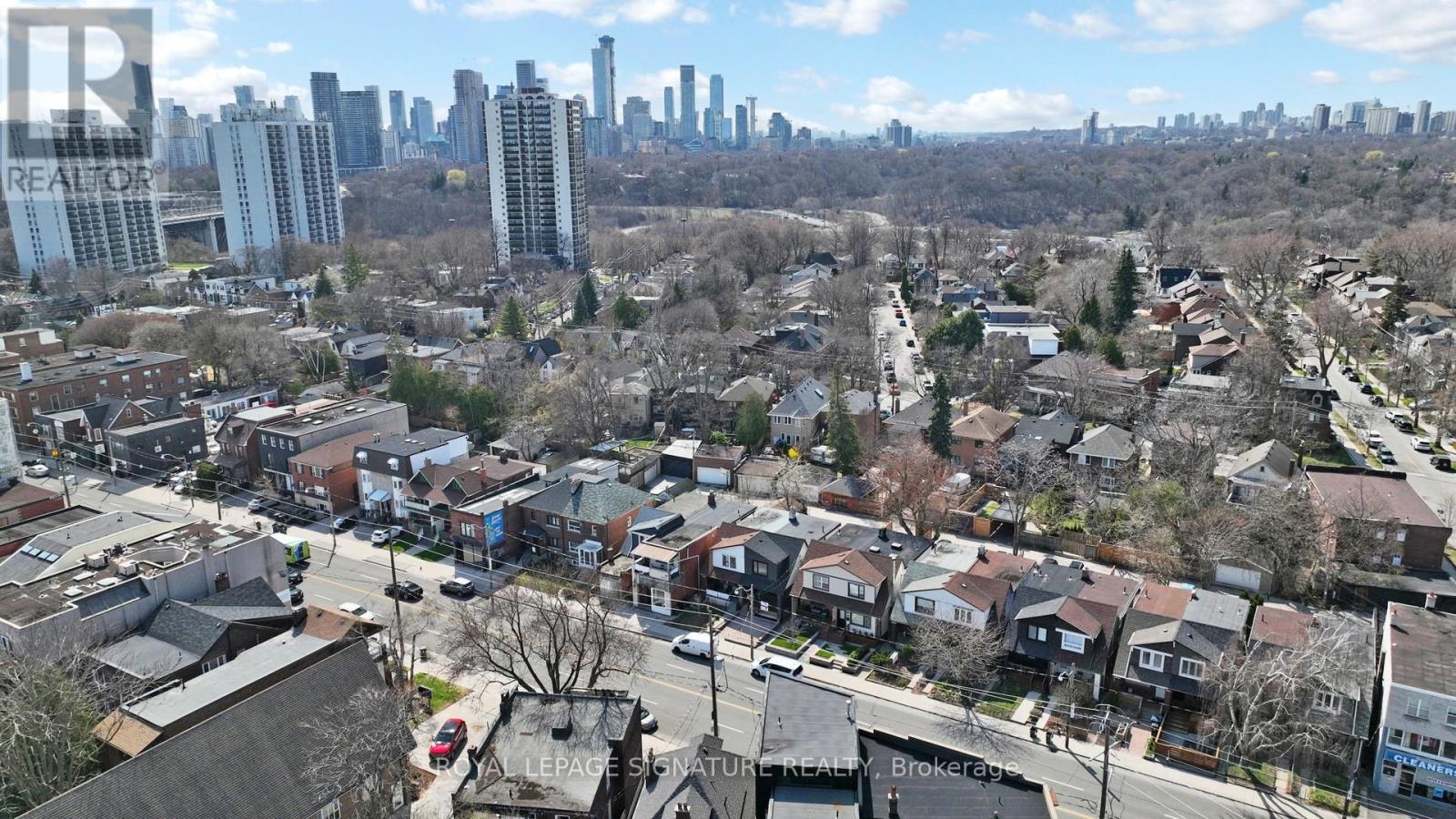 914 Broadview Avenue, Toronto, Ontario  M4K 2R1 - Photo 27 - E12432832